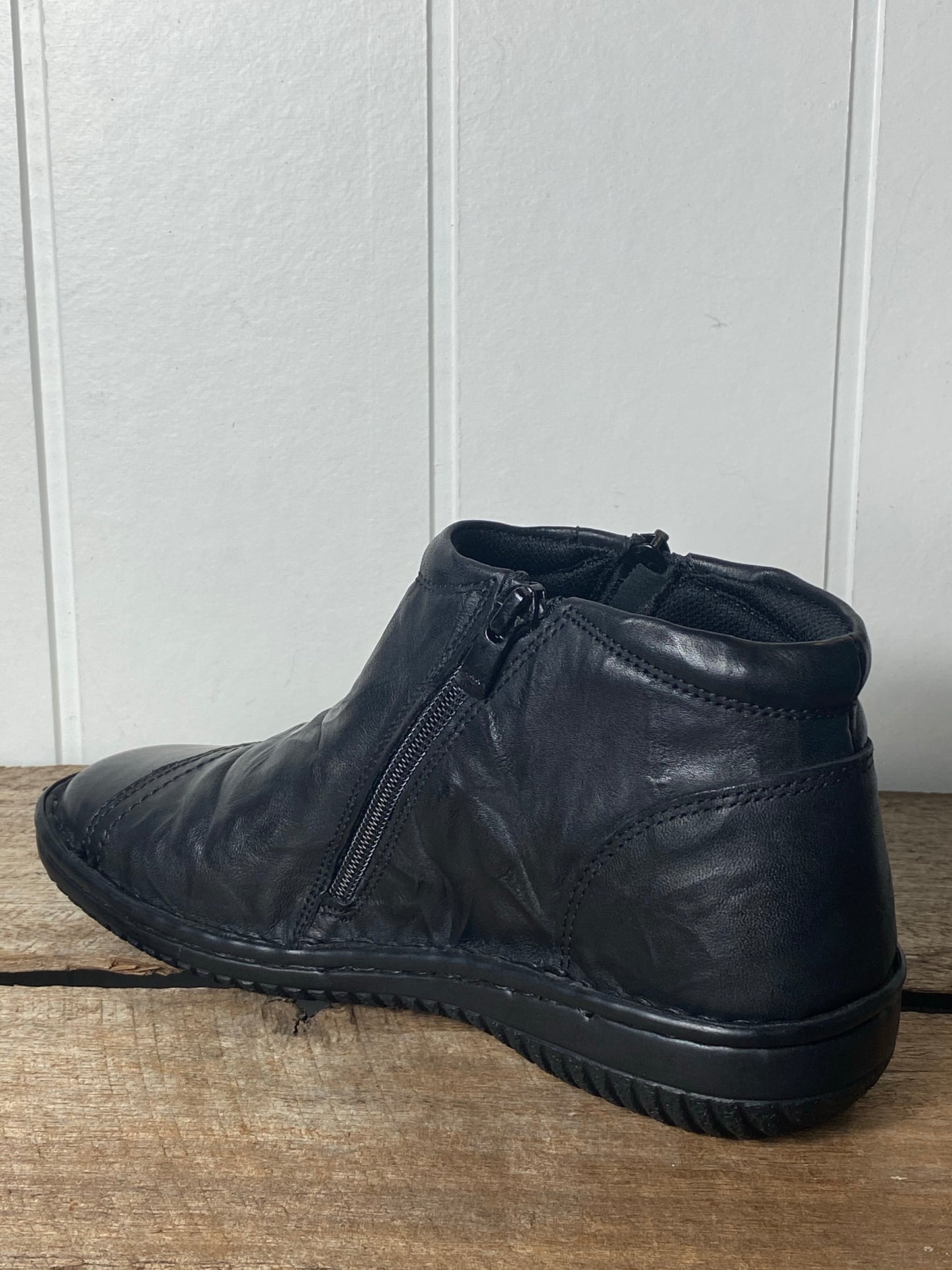 5250-27 Black - Scottsdale Shoe Shop