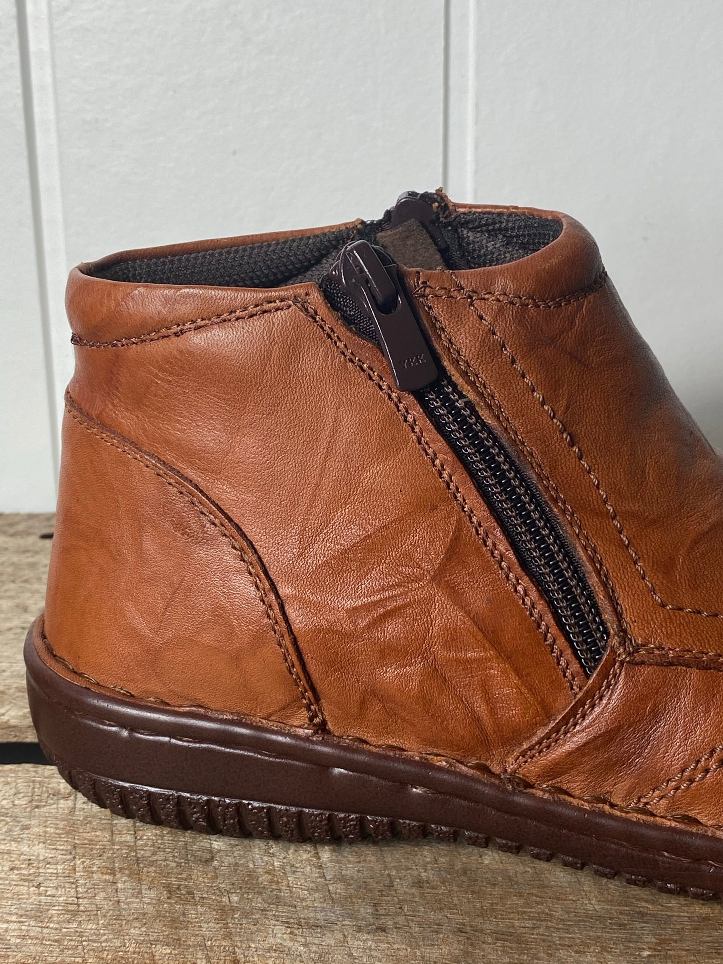 5250-27 Tan - Scottsdale Shoe Shop