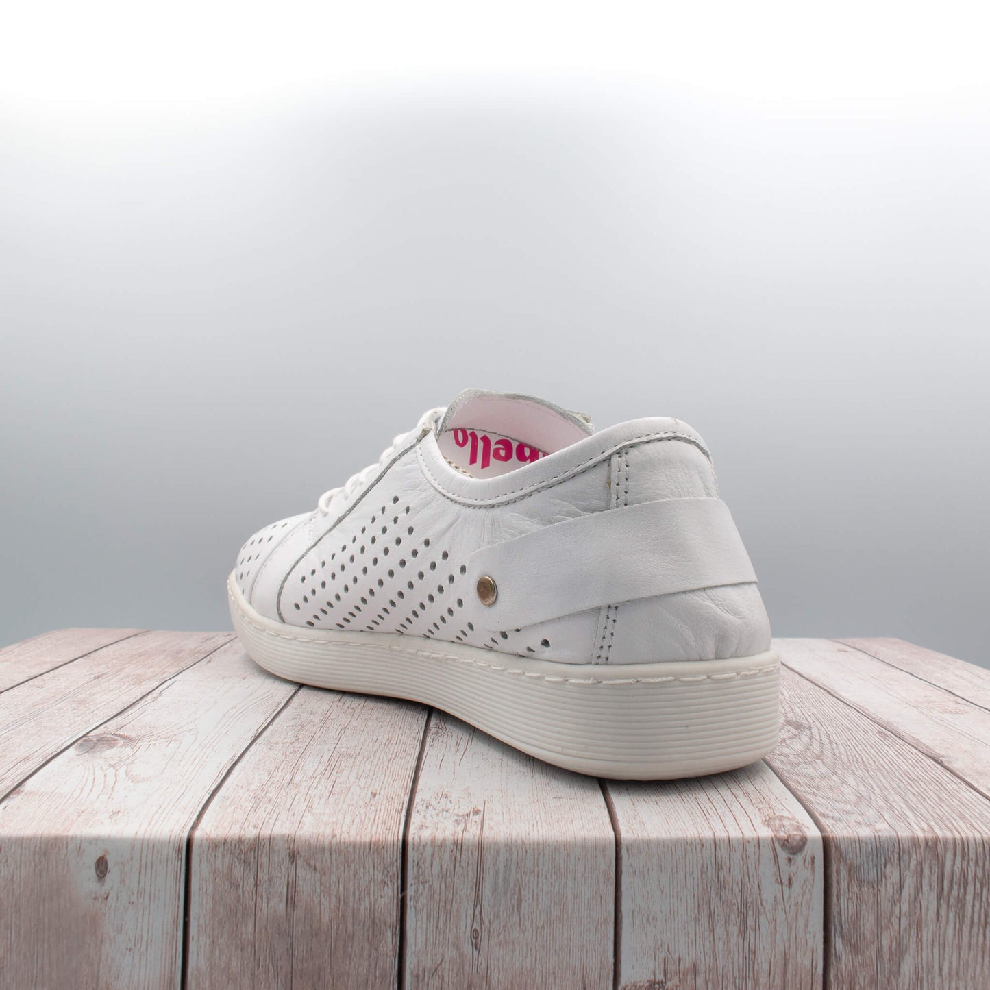 EG17 - white - Scottsdale Shoe Shop