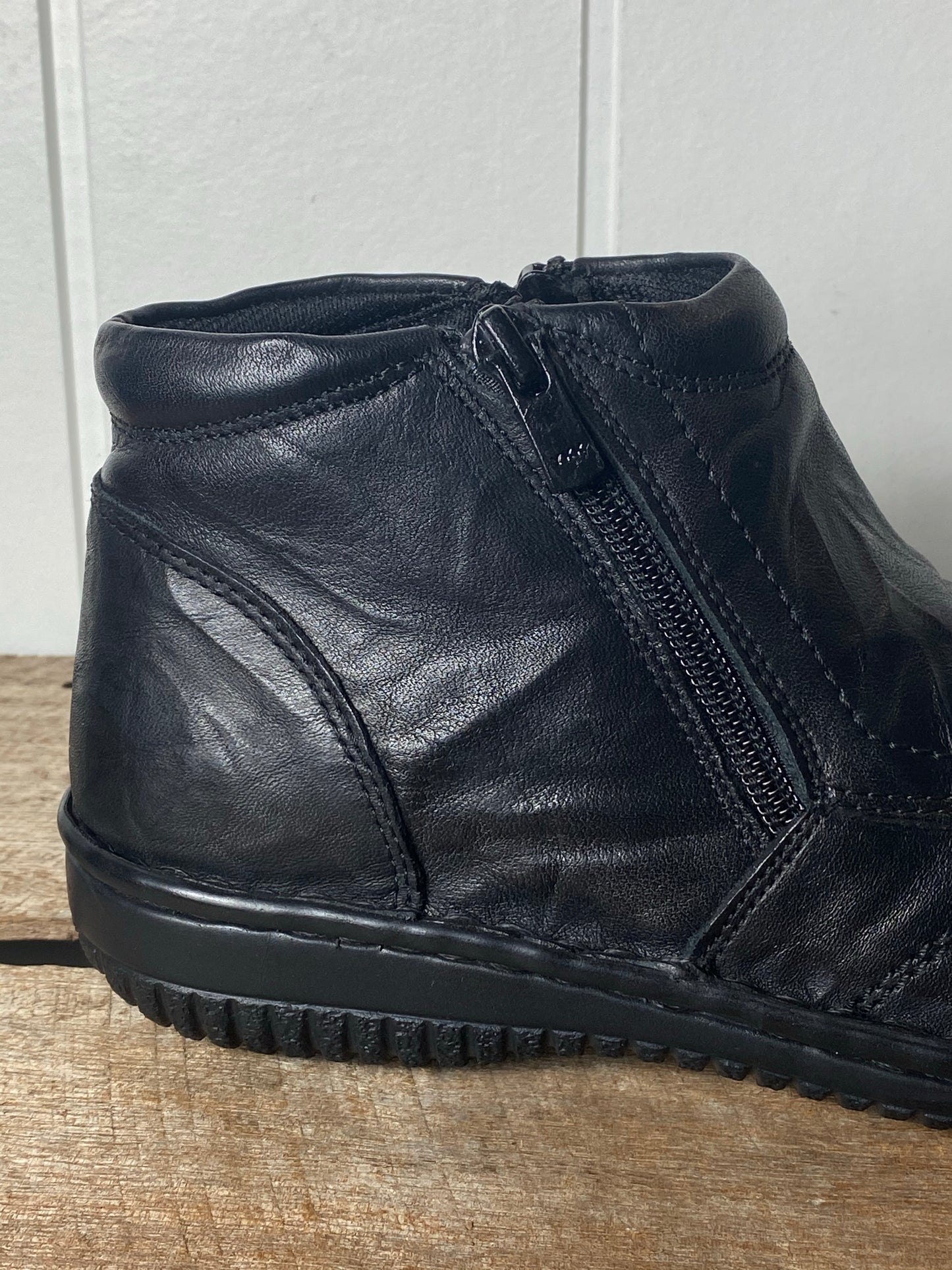 5250-27 Black - Scottsdale Shoe Shop